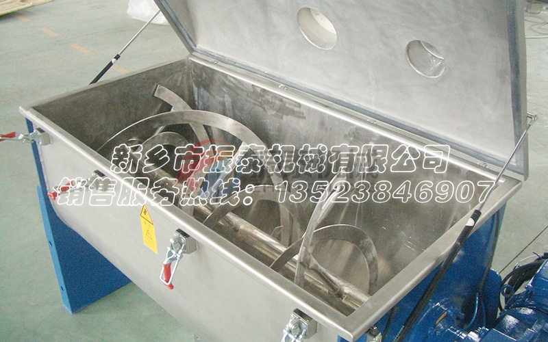鋰電池材料臥式螺帶混合機(jī)：高效混合工藝的核心設(shè)備